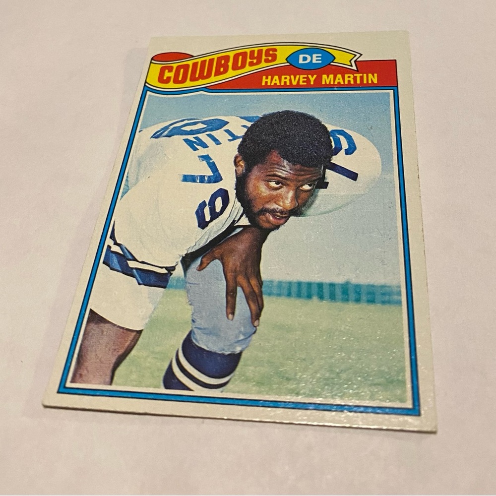 Harvey Martin 1977 Topps Football Card # 427 Dallas Cowboys Vintage Collectible - Picture 3 of 3